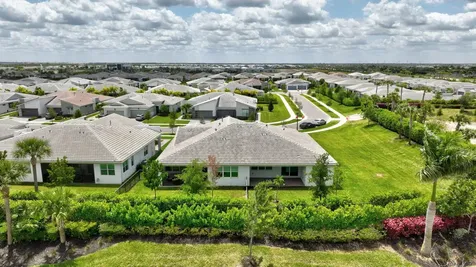 11527 SW Viridian Boulevard Port St Lucie FL 34987