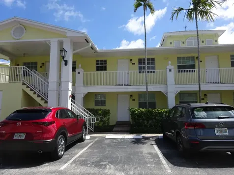 2660 NE 8th Avenue Wilton Manors FL 33334