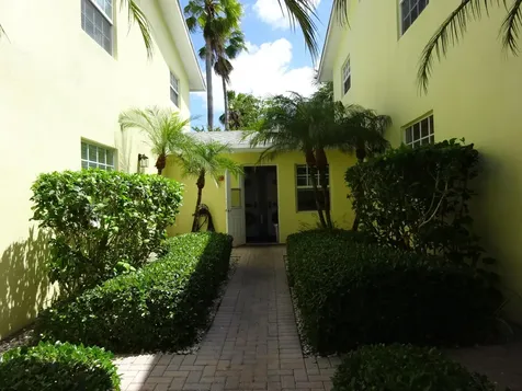 2660 NE 8th Avenue Wilton Manors FL 33334