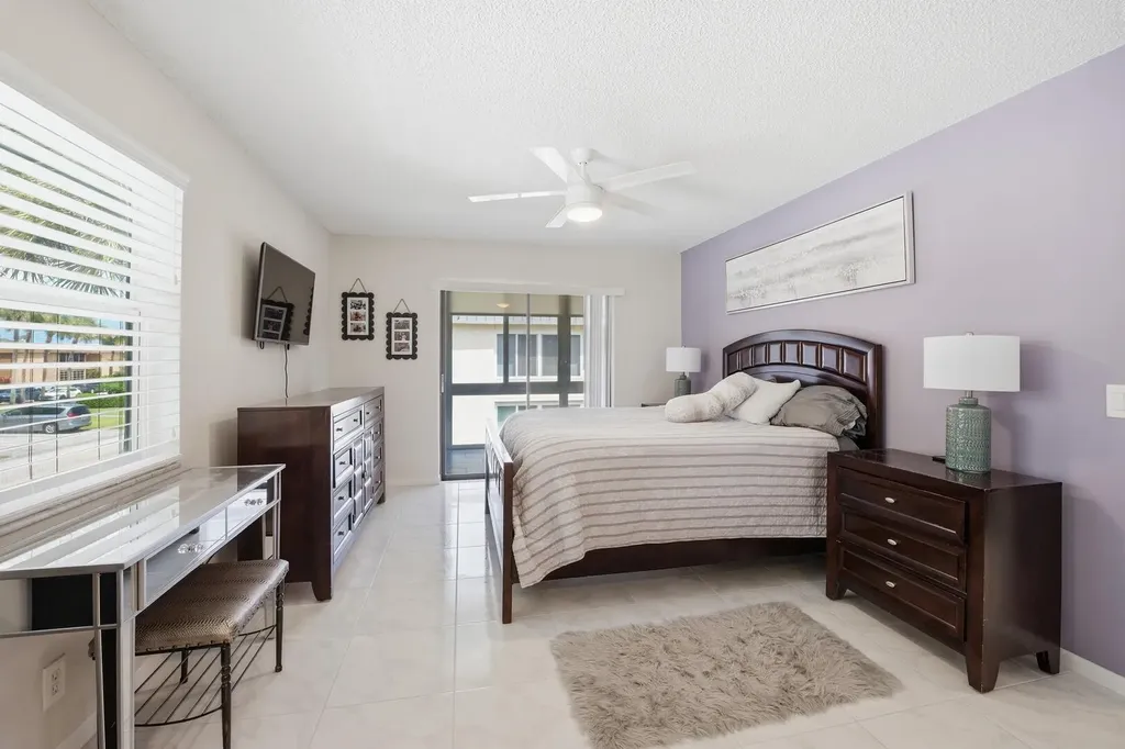 563 Piedmont L Delray Beach FL 33484