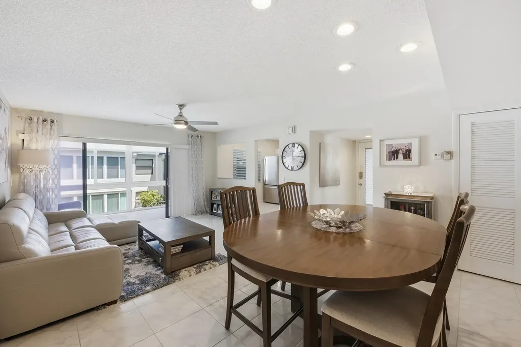 563 Piedmont L Delray Beach FL 33484