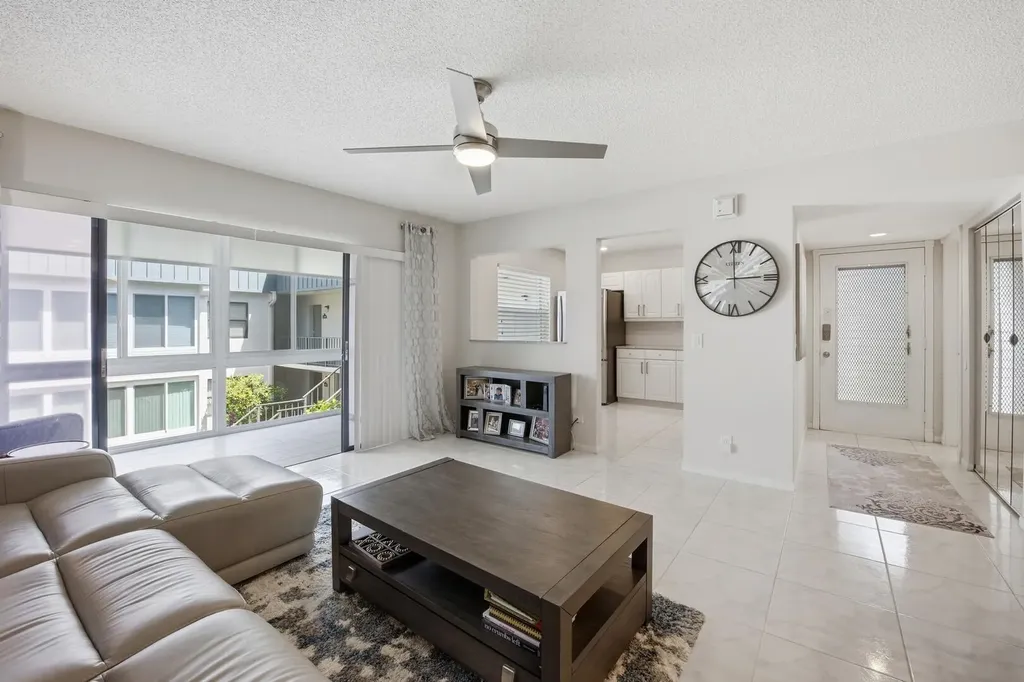 563 Piedmont L Delray Beach FL 33484