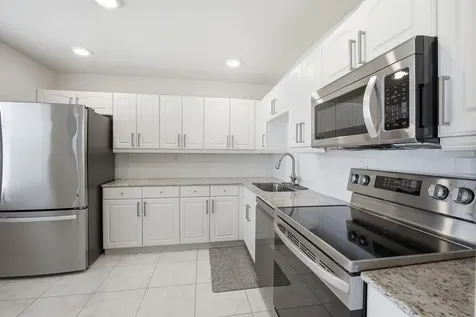 563 Piedmont L Delray Beach FL 33484
