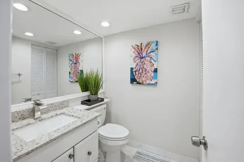 563 Piedmont L Delray Beach FL 33484