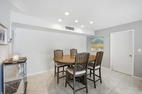 563 Piedmont L Delray Beach FL 33484