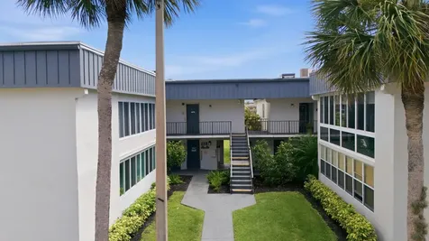 563 Piedmont L Delray Beach FL 33484
