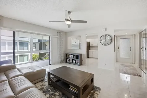 563 Piedmont L Delray Beach FL 33484