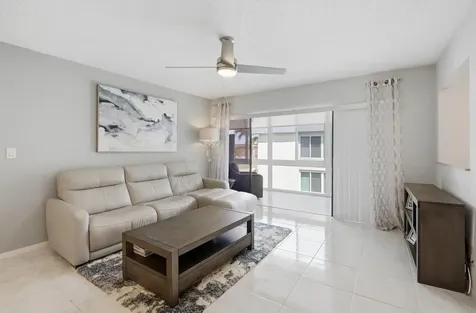 563 Piedmont L Delray Beach FL 33484