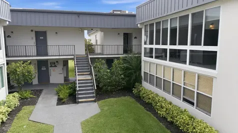 563 Piedmont L Delray Beach FL 33484
