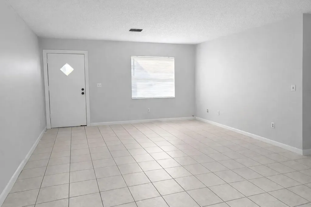 1504 41st Avenue Vero Beach FL 32960