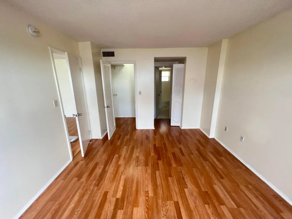 15600 NW 7th Avenue Miami FL 33169