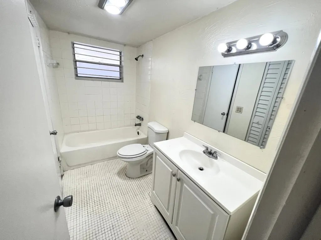 15600 NW 7th Avenue Miami FL 33169