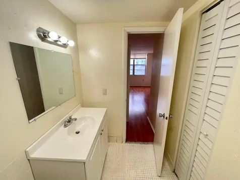 15600 NW 7th Avenue Miami FL 33169