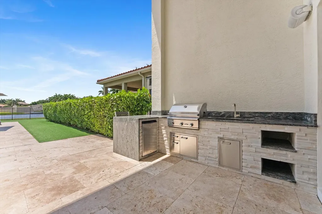 8980 Little Falls Way Delray Beach FL 33446