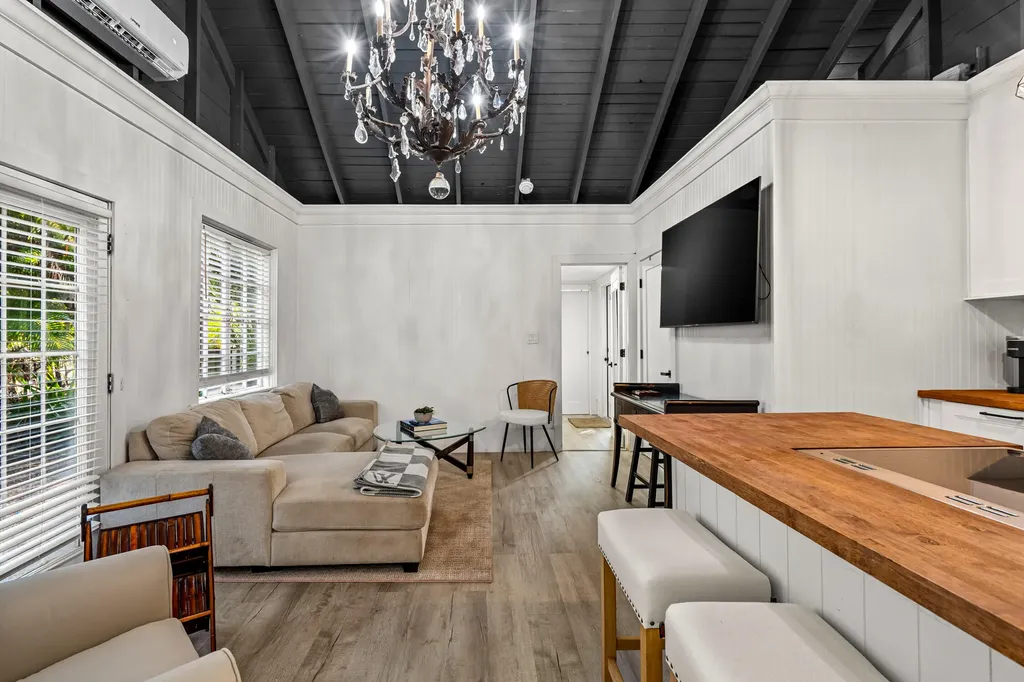 1017 SW 4th Street Fort Lauderdale FL 33312