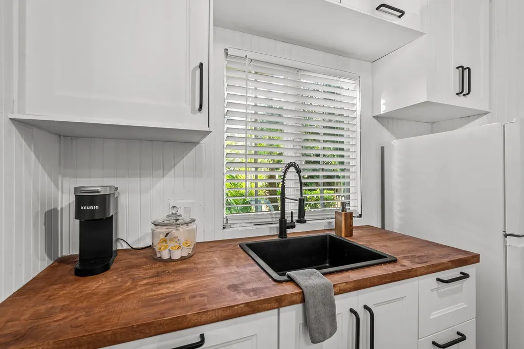1017 SW 4th Street Fort Lauderdale FL 33312