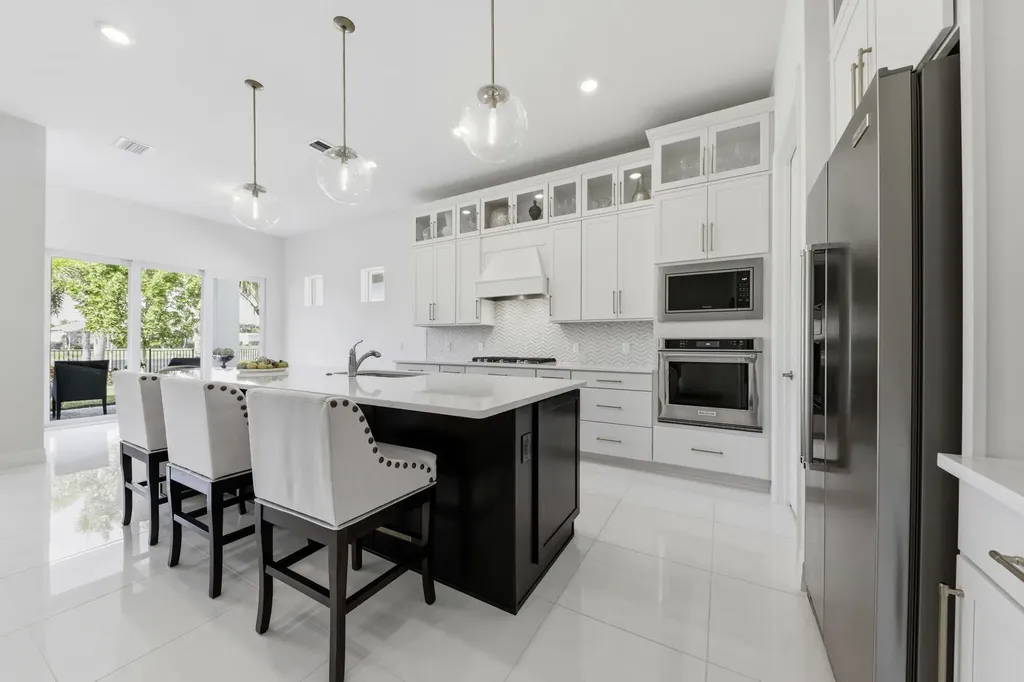 10332 Northbrook Circle Palm Beach Gardens FL 33412