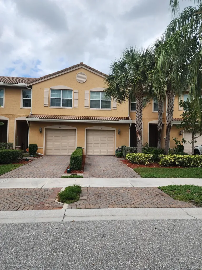 5816 Monterra Club Drive Lake Worth FL 33463