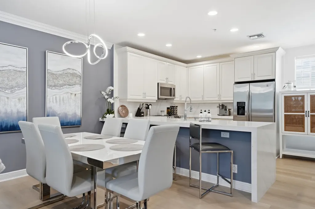 1050 E Heritage Club Circle Delray Beach FL 33483