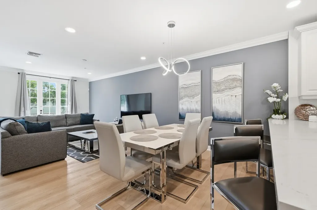 1050 E Heritage Club Circle Delray Beach FL 33483