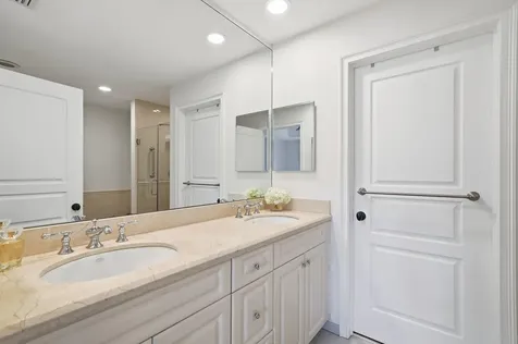 1050 E Heritage Club Circle Delray Beach FL 33483