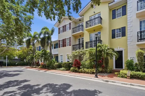 1050 E Heritage Club Circle Delray Beach FL 33483