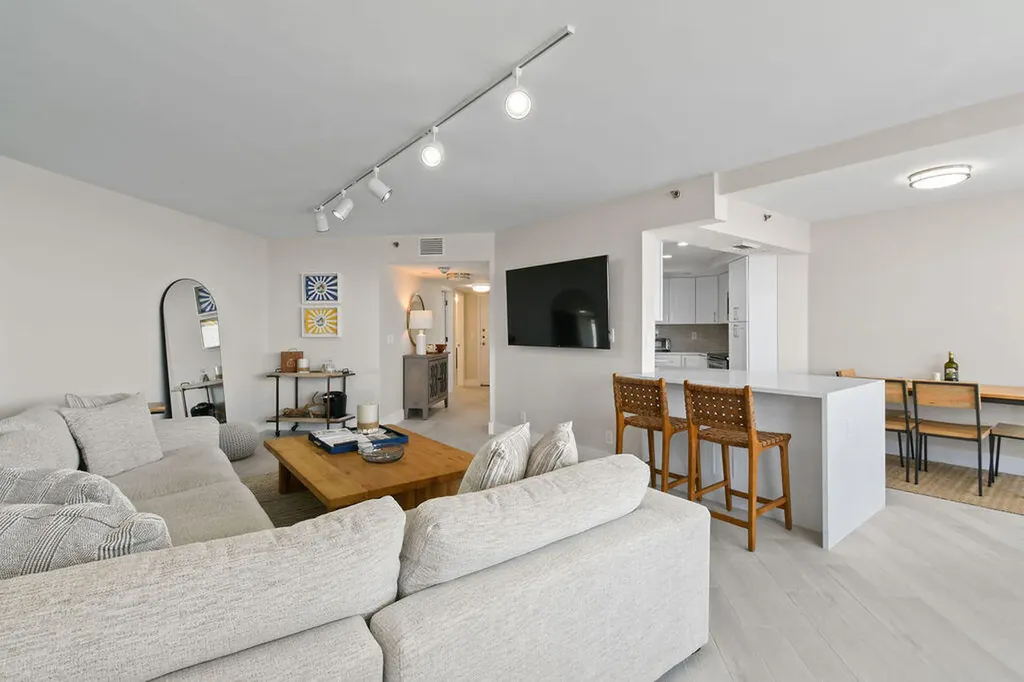 3560 S Ocean Boulevard South Palm Beach FL 33480