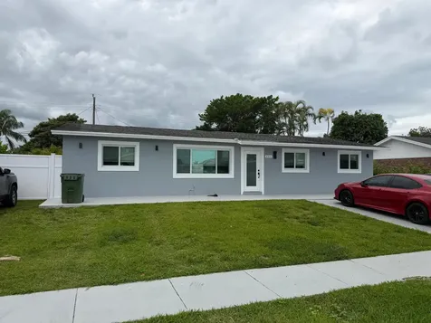 441 San Mateo Drive Palm Springs FL 33461