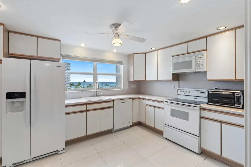 3300 S Ocean Boulevard Highland Beach FL 33487