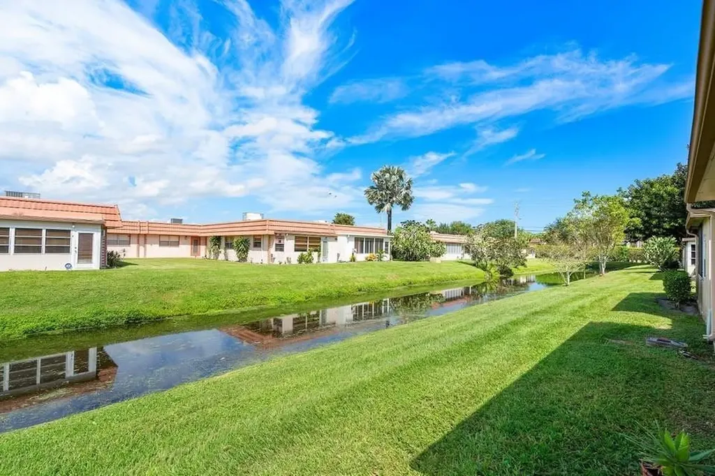 156 Seville Delray Beach FL 33446