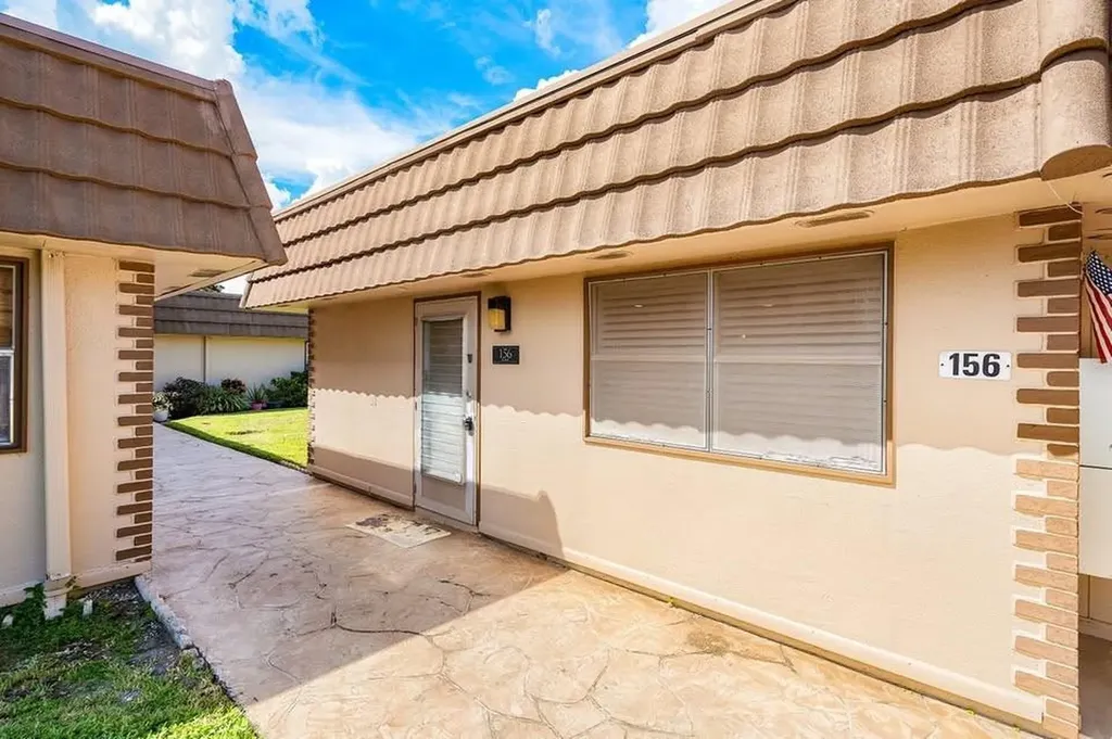 156 Seville Delray Beach FL 33446