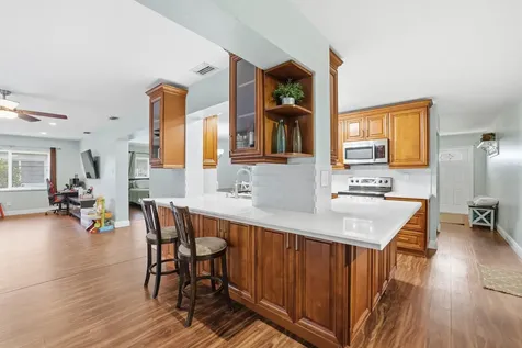 8109 NW 94th Avenue Tamarac FL 33321