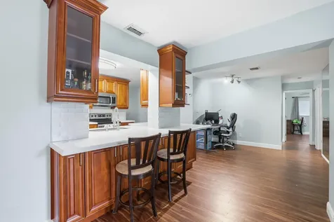 8109 NW 94th Avenue Tamarac FL 33321