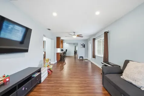 8109 NW 94th Avenue Tamarac FL 33321