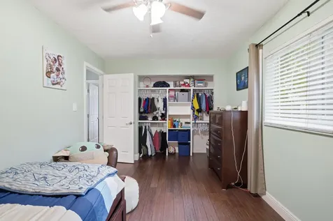 8109 NW 94th Avenue Tamarac FL 33321
