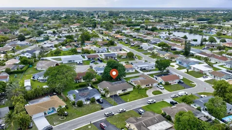 8109 NW 94th Avenue Tamarac FL 33321