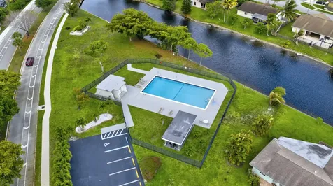 8109 NW 94th Avenue Tamarac FL 33321