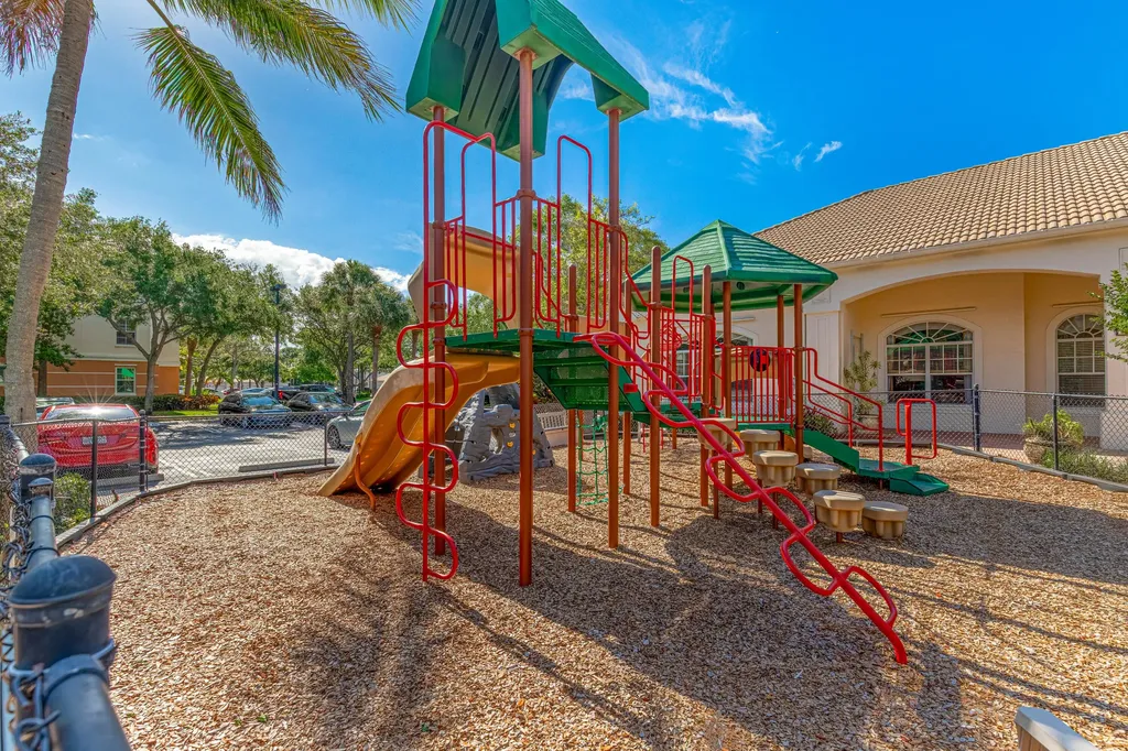 6101 Myrtlewood Circle W Palm Beach Gardens FL 33418