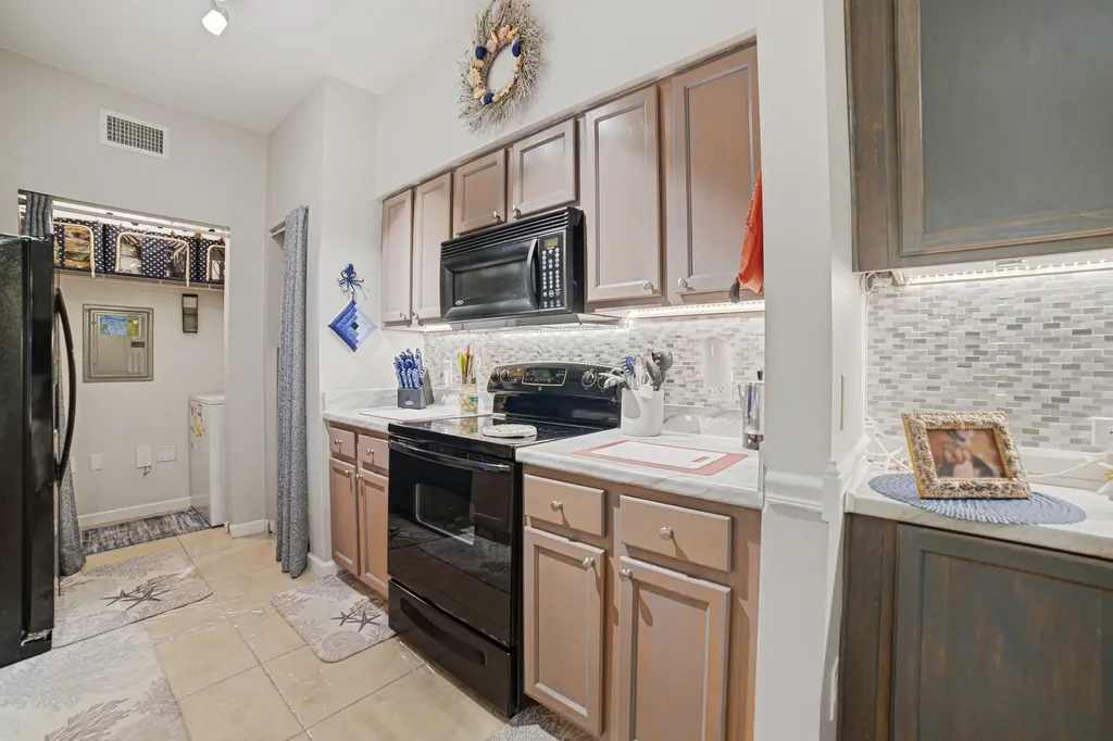 6101 Myrtlewood Circle W Palm Beach Gardens FL 33418