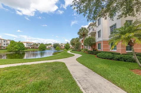 6101 Myrtlewood Circle W Palm Beach Gardens FL 33418