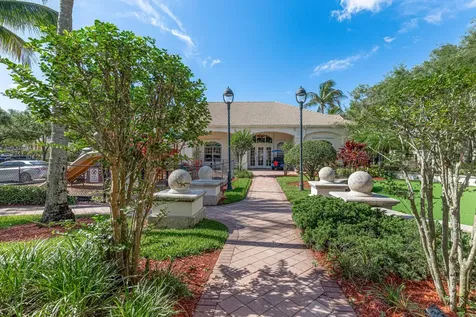 6101 Myrtlewood Circle W Palm Beach Gardens FL 33418