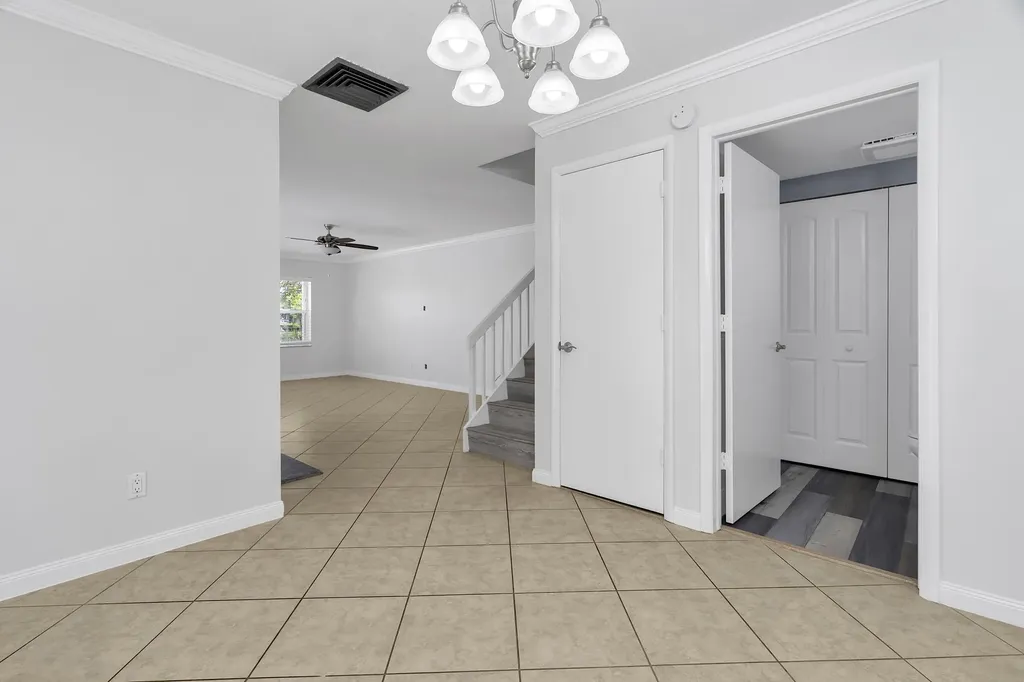 8159 Andover Court Lake Clarke Shores FL 33406