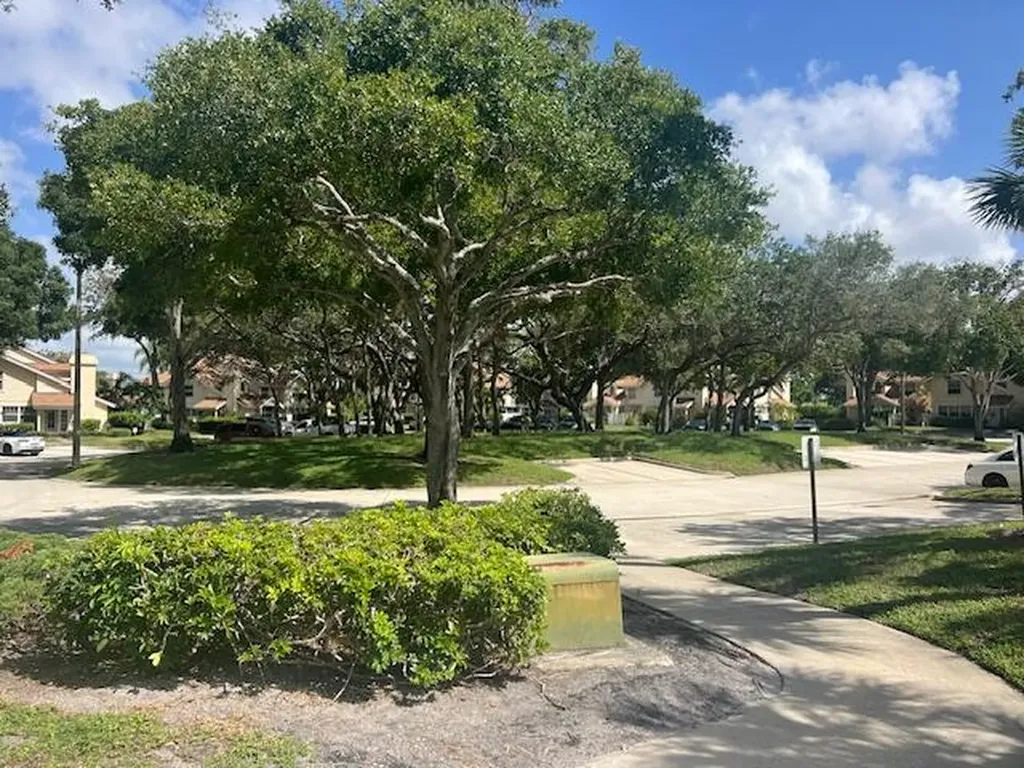8159 Andover Court Lake Clarke Shores FL 33406
