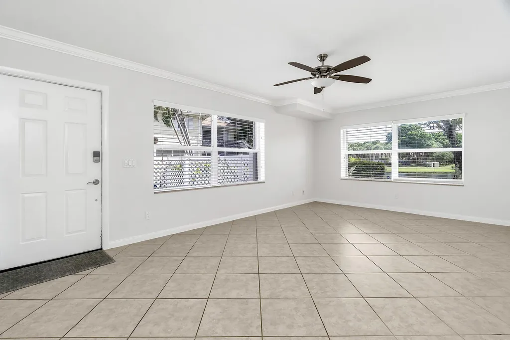 8159 Andover Court Lake Clarke Shores FL 33406