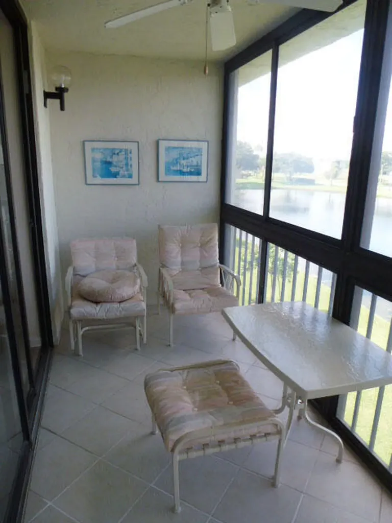 5550 Witney Drive Delray Beach FL 33484