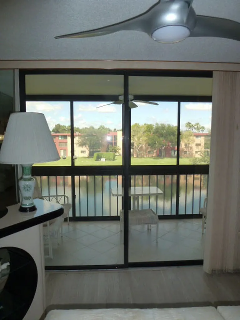 5550 Witney Drive Delray Beach FL 33484
