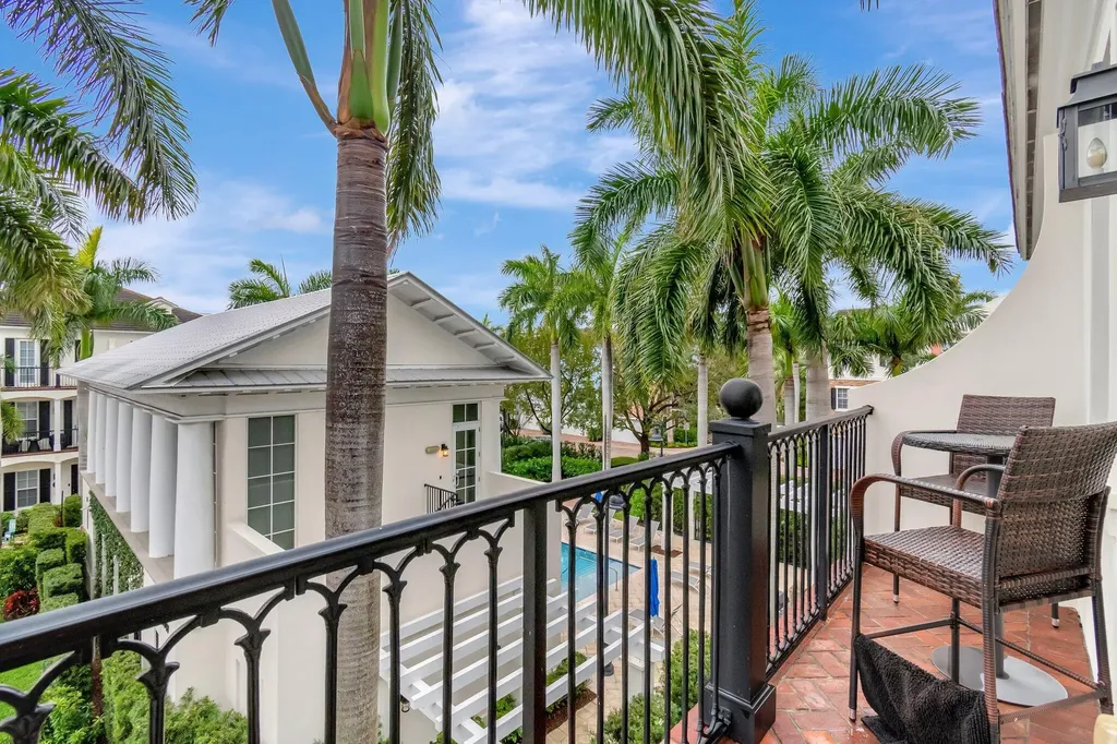 134 Madison Lane Delray Beach FL 33444