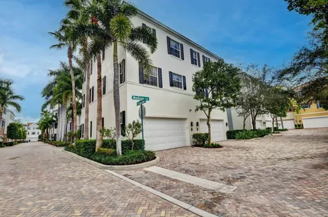 134 Madison Lane Delray Beach FL 33444
