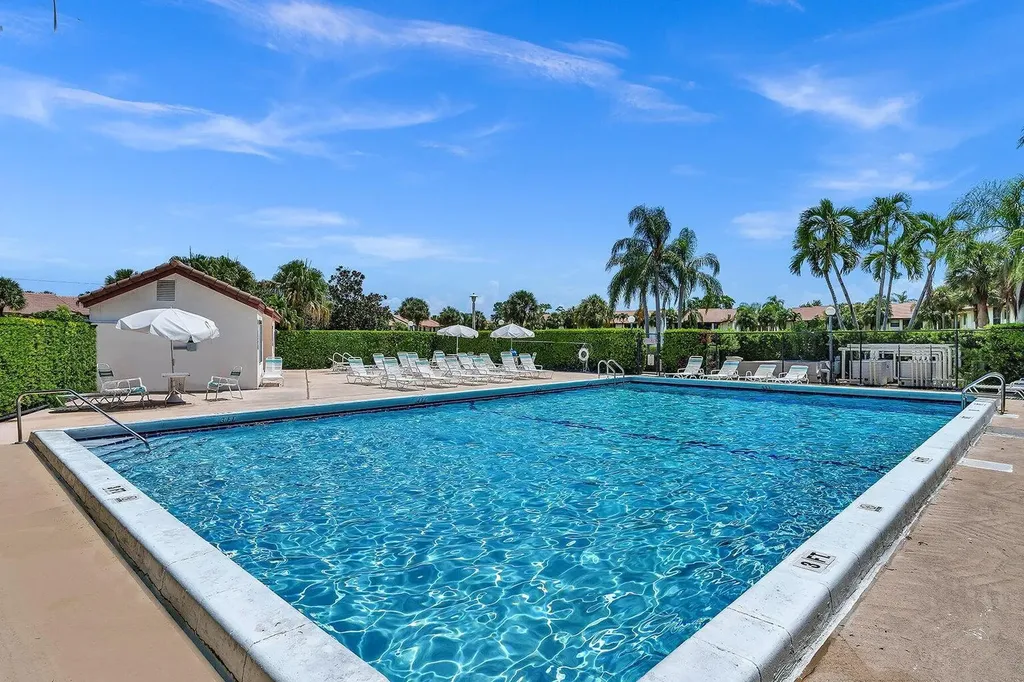 22017 Palms Way Boca Raton FL 33433