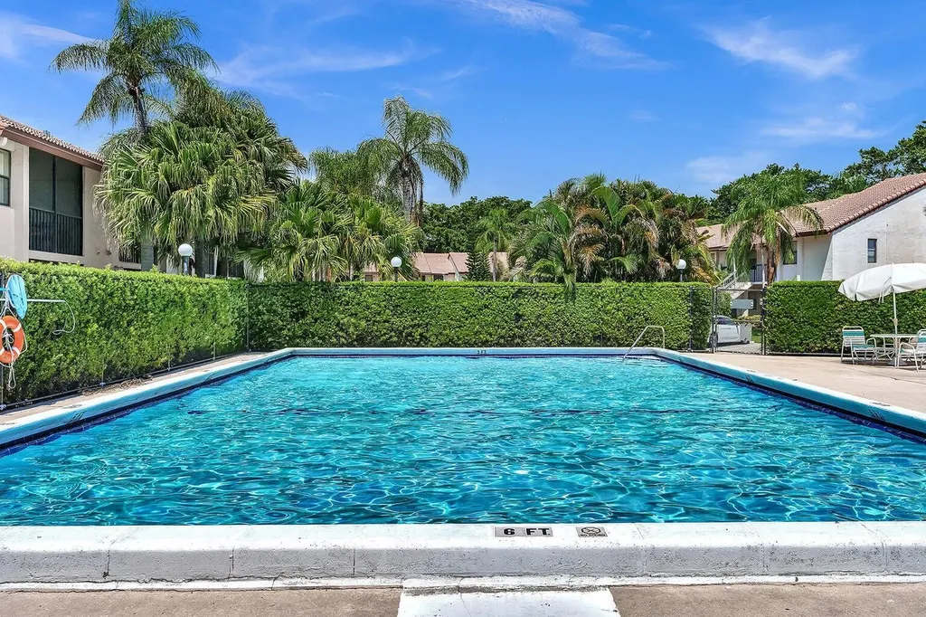 22017 Palms Way Boca Raton FL 33433